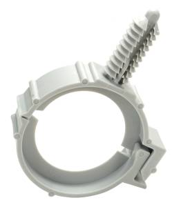 Clips - Conduit Clips - Connector Experts - Normal Order - CLIP82 22mm