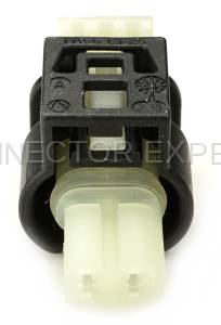 Connector Experts - Normal Order - Grille Distronic Emblem - Image 3